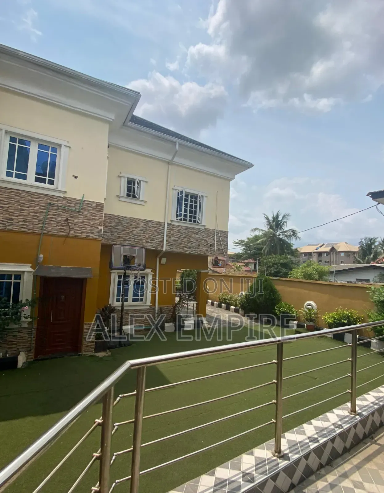 6bdrm Duplex in Ago Palace for sale