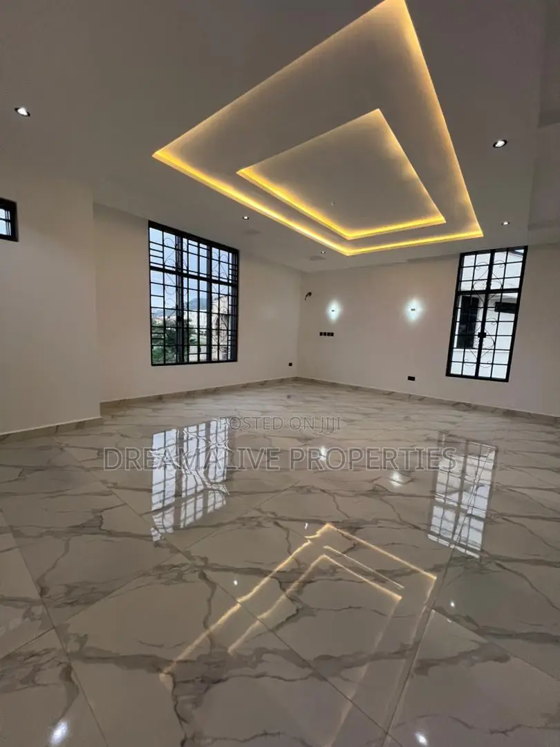 5bdrm Duplex in Katampe Extension for rent