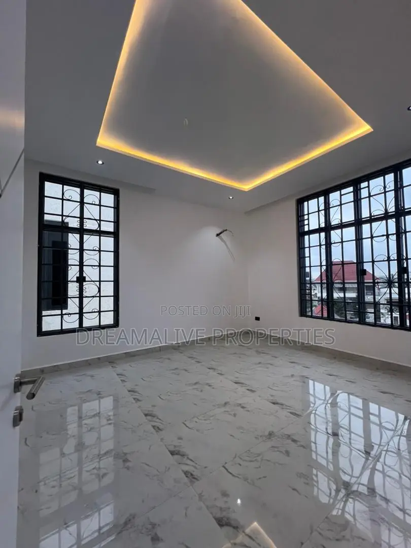 5bdrm Duplex in Katampe Extension for rent