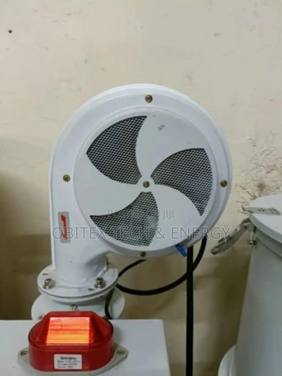 Industrial Hot Air Hopper Dryer for Plastic Granules (250kg Capacity)