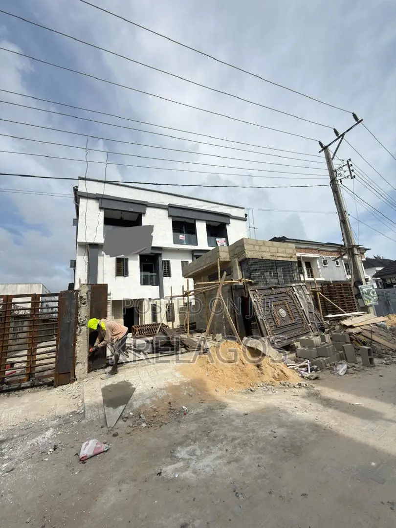 2bdrm Apartment in Orchid, Chevron for sale