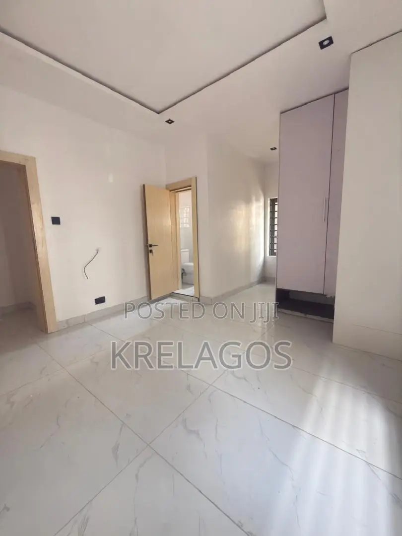 2bdrm Apartment in Orchid, Chevron for sale