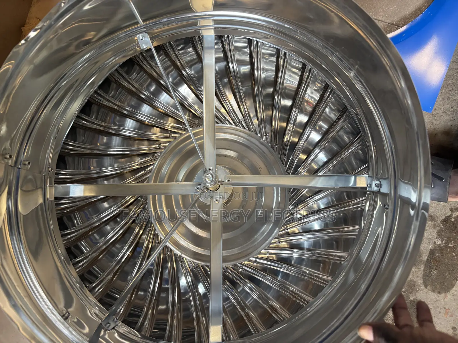 Roof Extractor Fan / Roof Ventilation Fan 24”