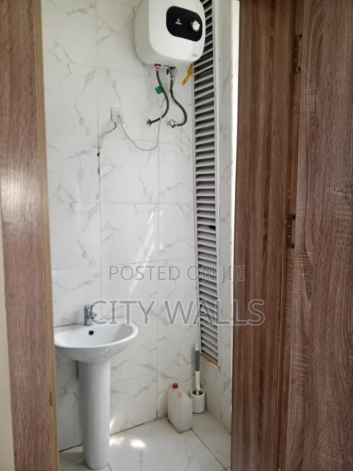 Furnished 2bdrm Block of Flats in Harris Drive, VGC / Ajah for rent