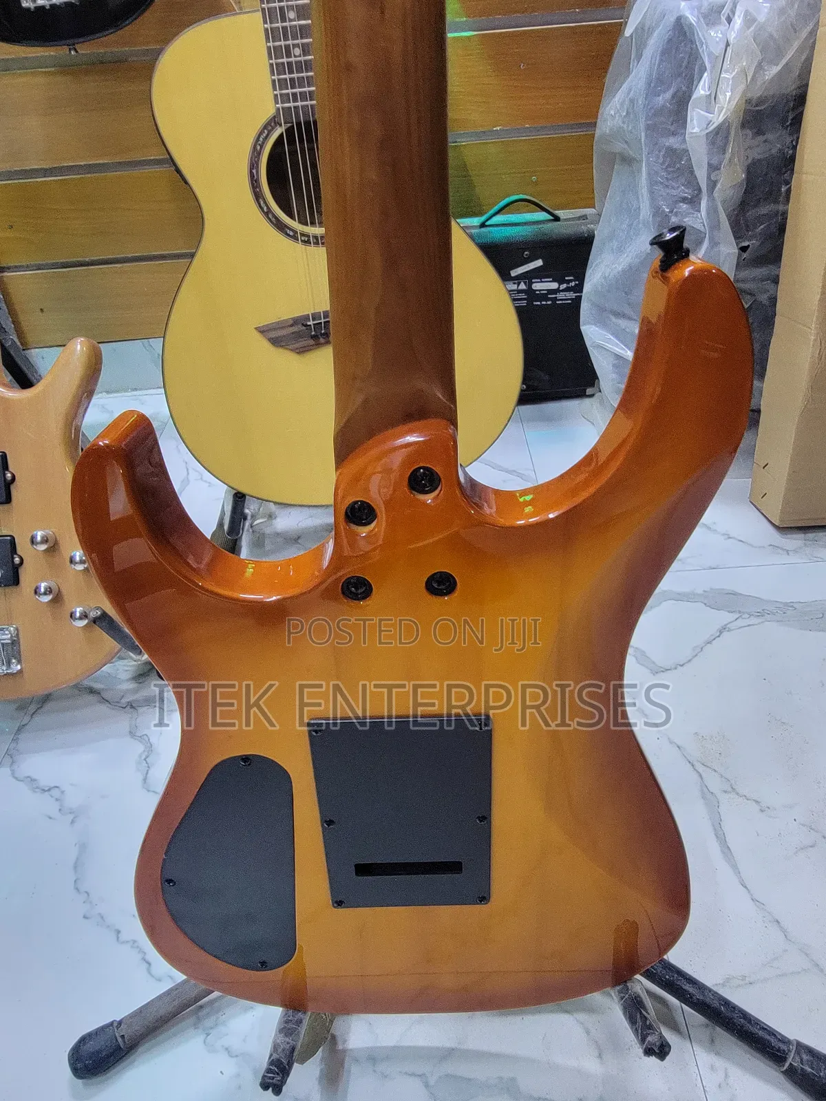 Luxars Electric Guitar