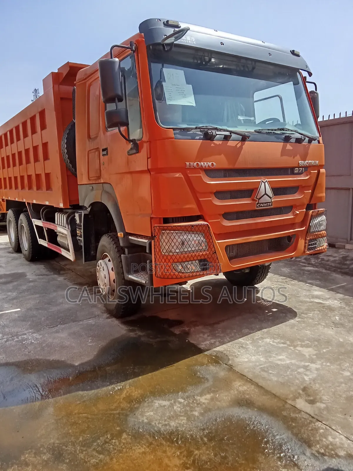 Refurbished 12tyres Foreign Used Howo Tipper Dump Truck.