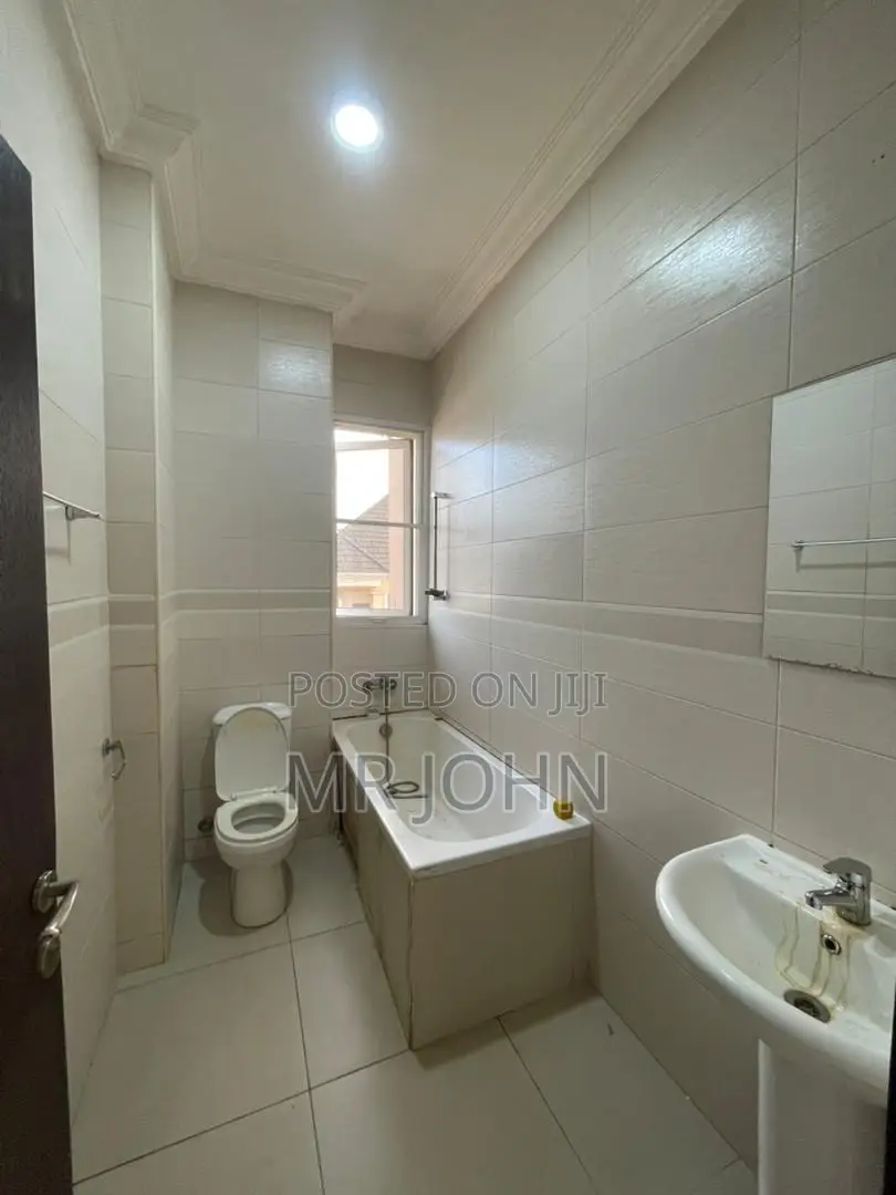 3bdrm Apartment in Chevron Pride Pr, Lekki for rent