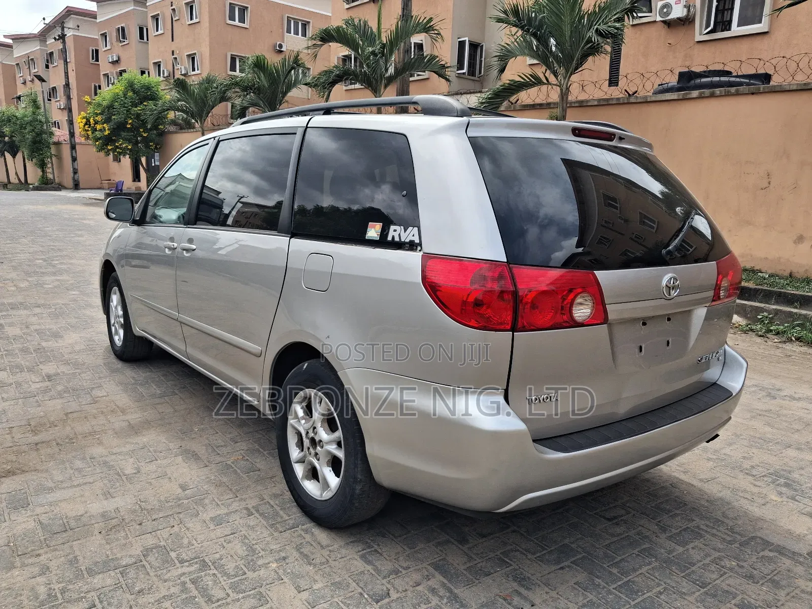 Toyota Sienna XLE 4WD 2007 Silver