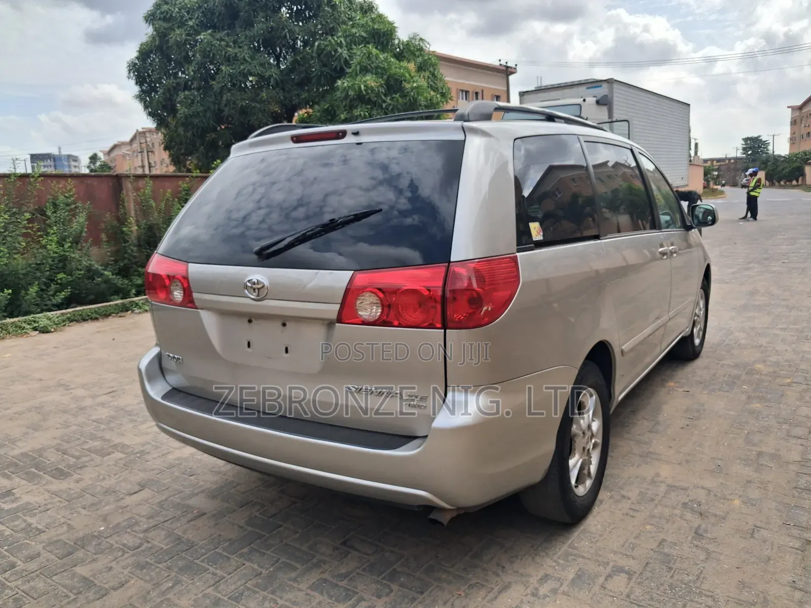Toyota Sienna XLE 4WD 2007 Silver