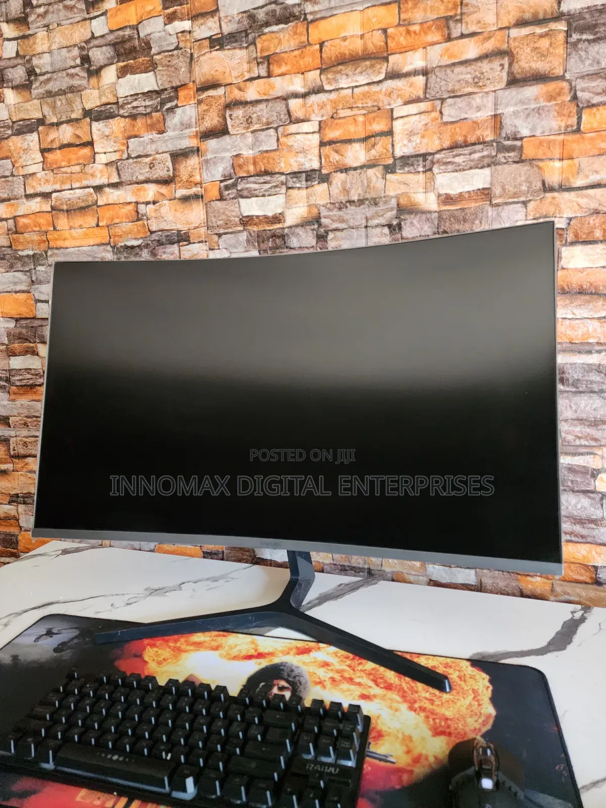 Samsung 32-Inch Frameless Curve 1440p 144hz 1ms Hdmi Monitor