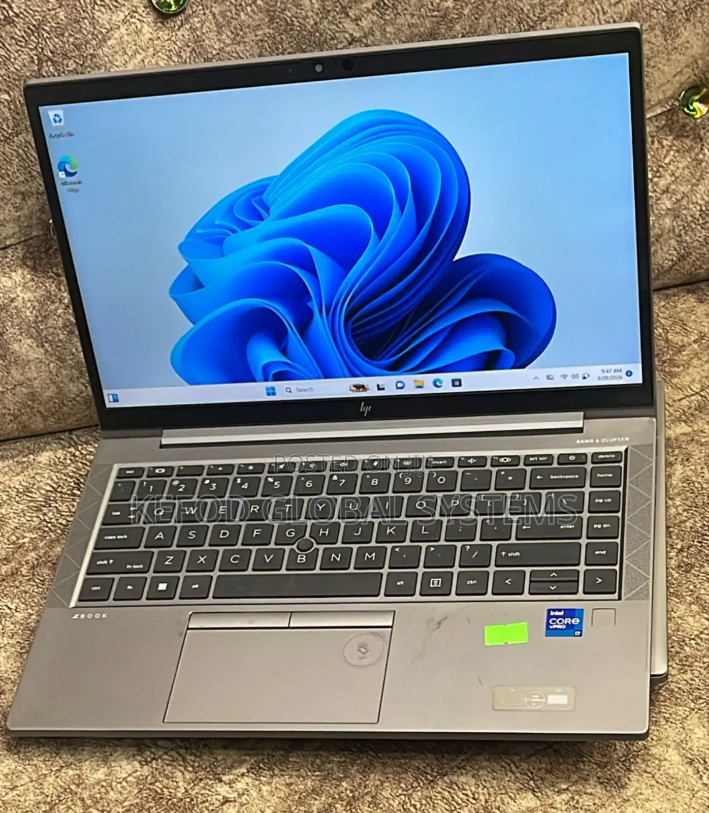 Laptop HP ZBook Firefly G8 32GB Intel Core i7 SSD 512GB