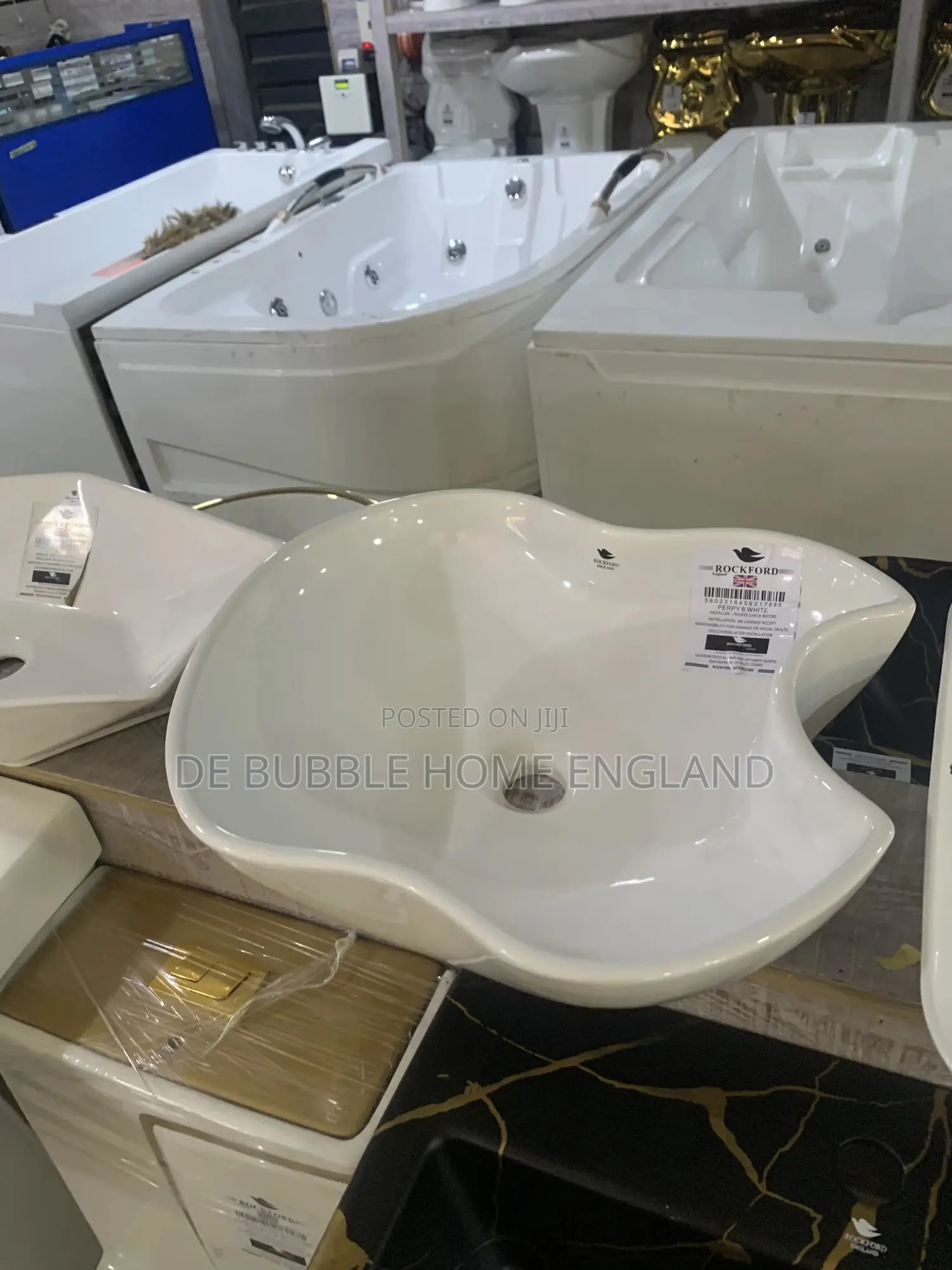 Countertop Basin White Apple Shape