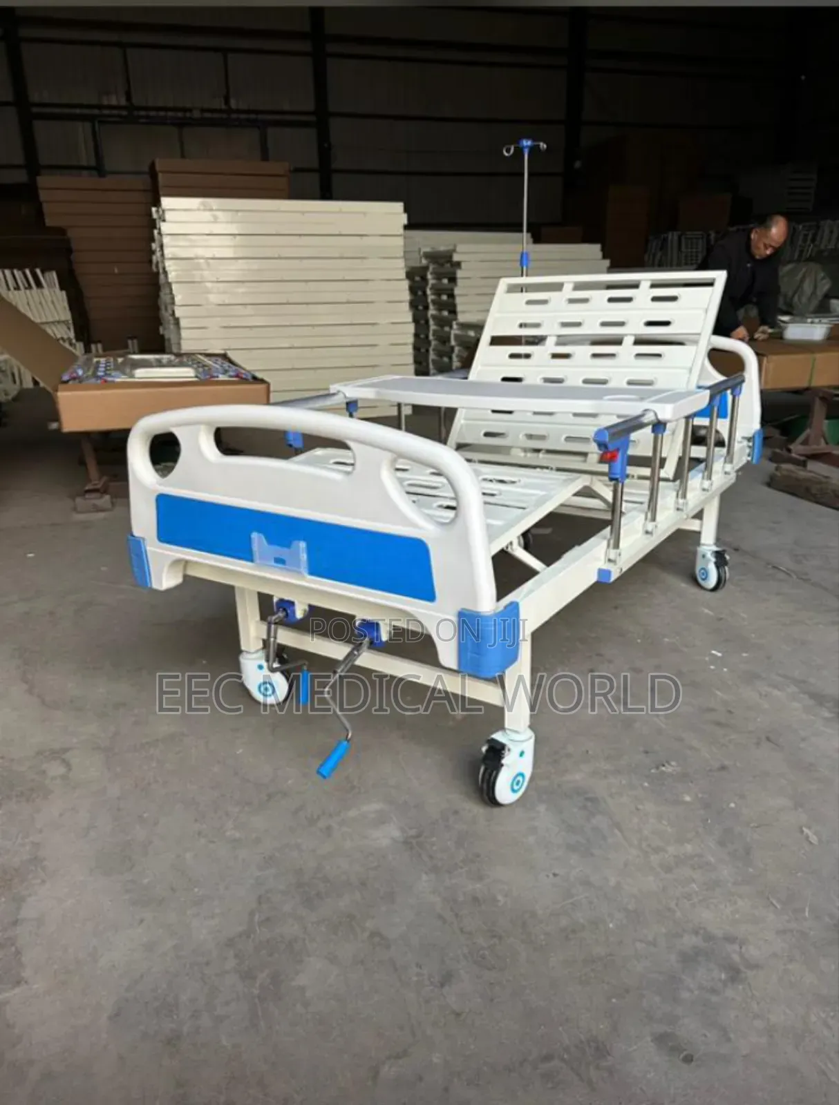 Double Crank Manual Hospital Bed