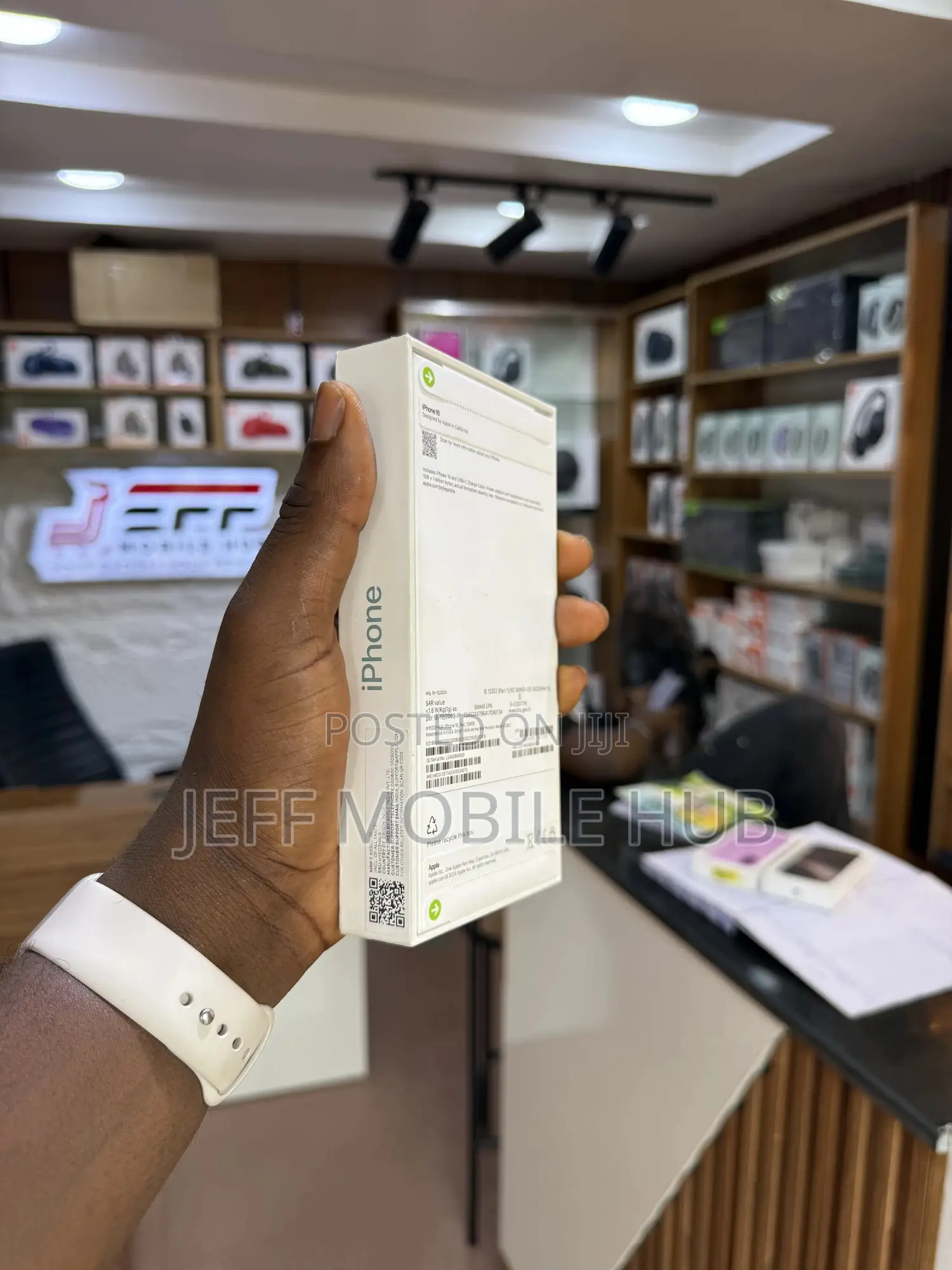 New Apple iPhone 16 128 GB Blue