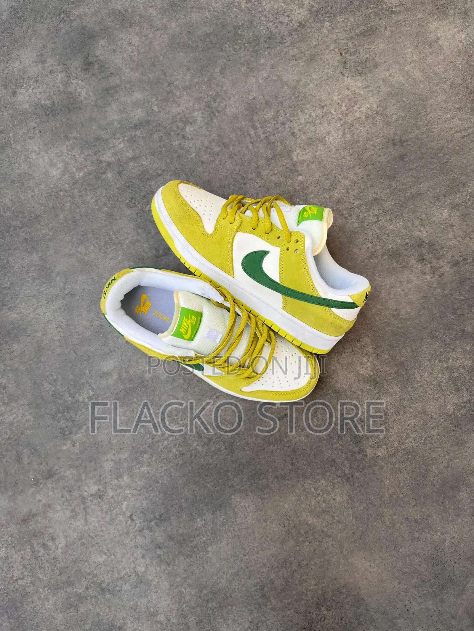 Original Nike Sb Dunk Low Green Apple Sneakers