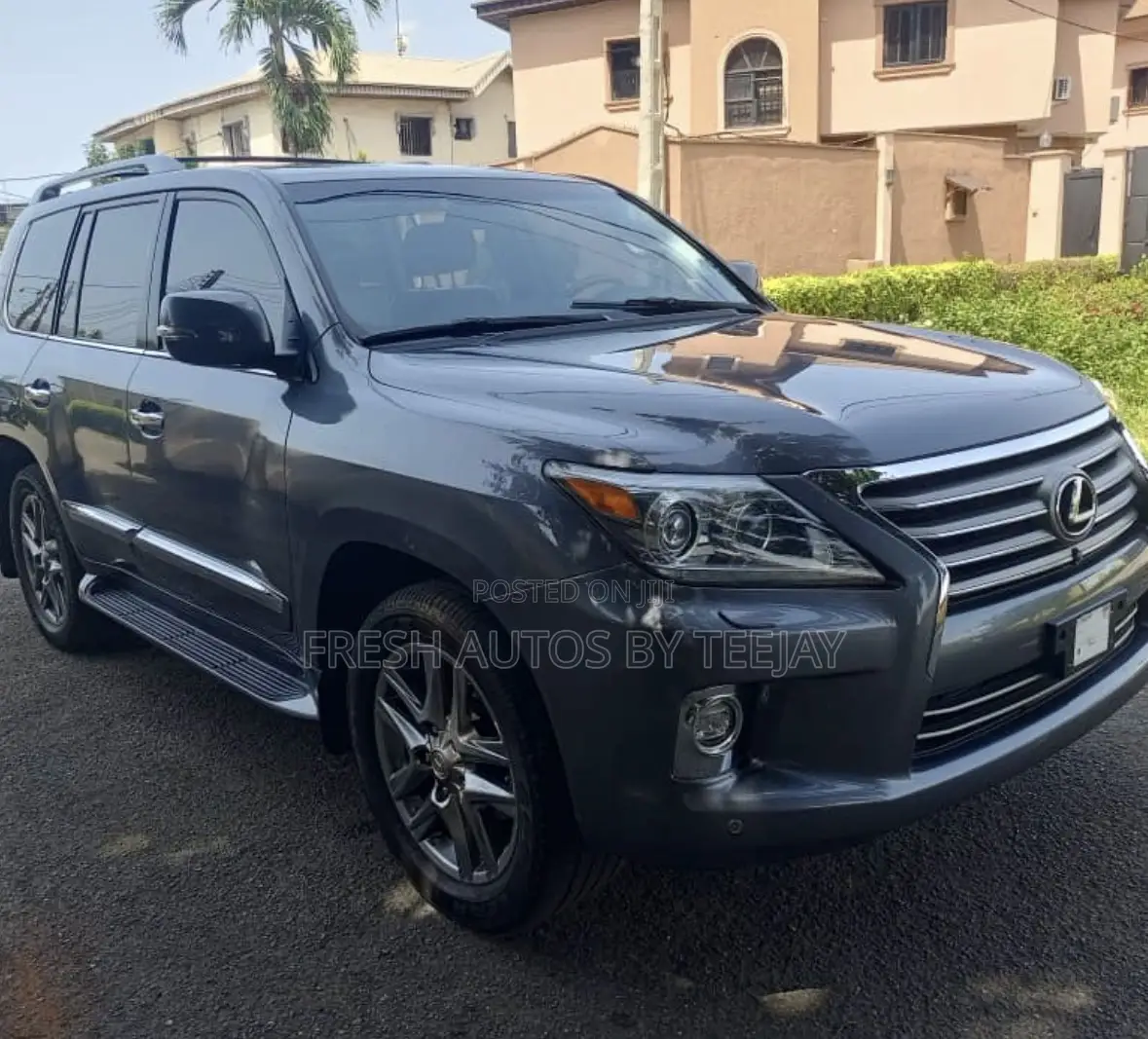 Lexus LX 570 (5 seats) AWD 2015 Gray