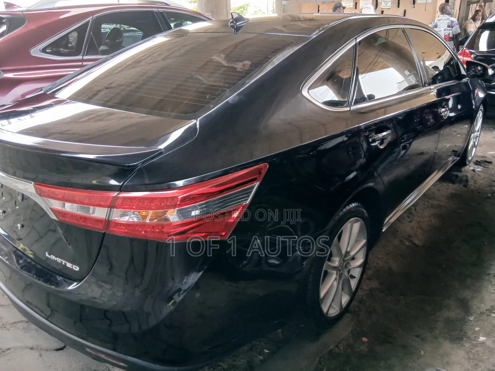 Toyota Avalon Limited Sedan FWD (3.5L 6cyl 6A) 2013 Blue