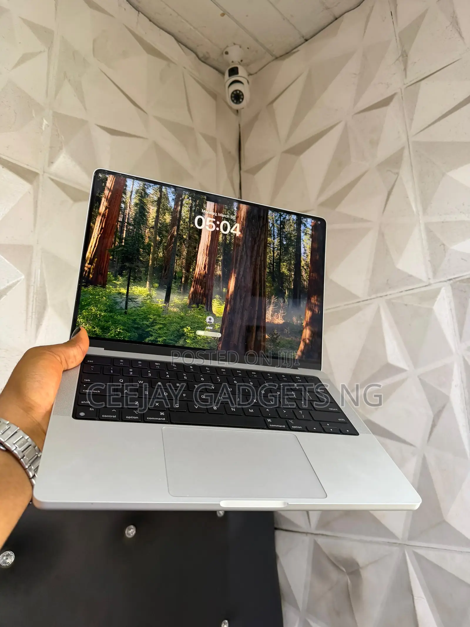 Laptop Apple MacBook Air 2025 M4 13-inch 16GB Apple M4 SSD 256GB
