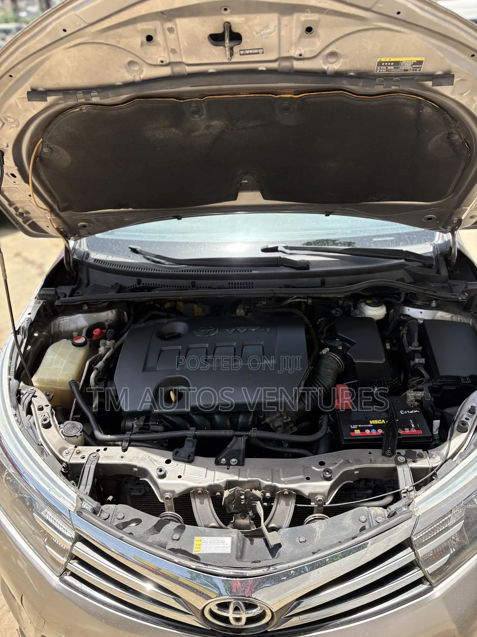 Toyota Corolla LE 4dr Sedan (1.8L 4cyl CVT) 2016