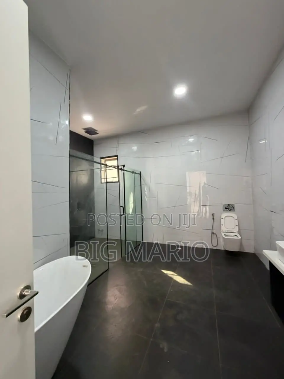 7bdrm Duplex in Asokoro for rent