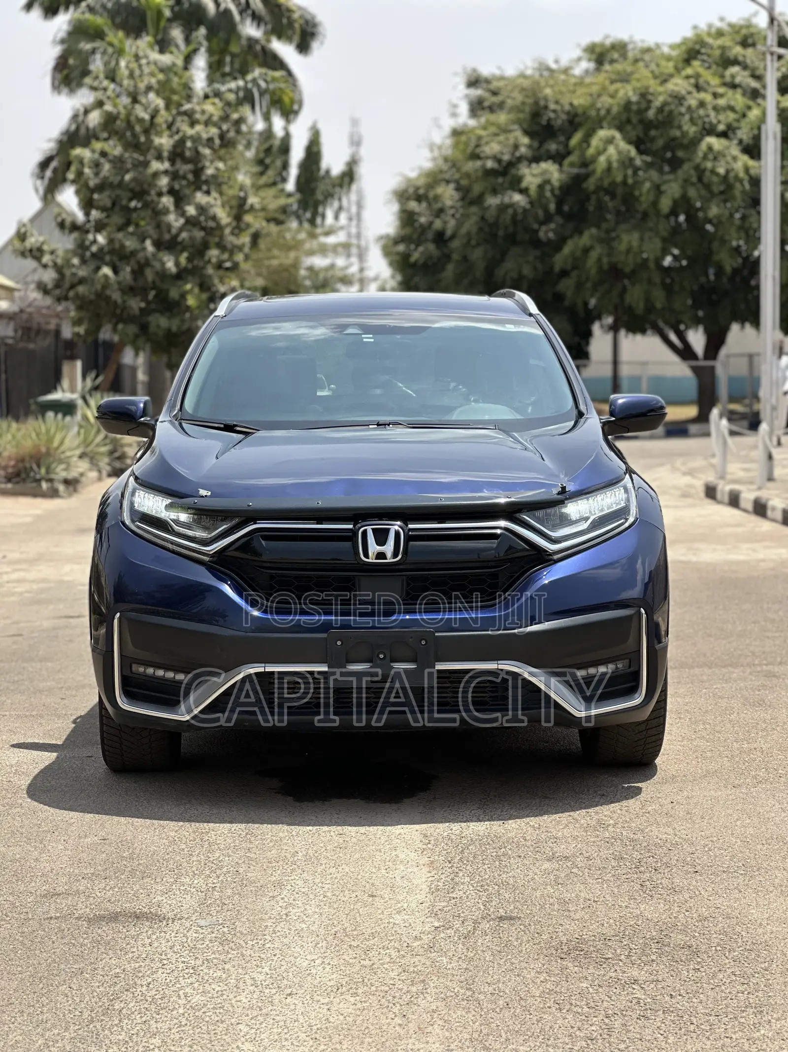 Honda CR-V Touring AWD 2020 Blue