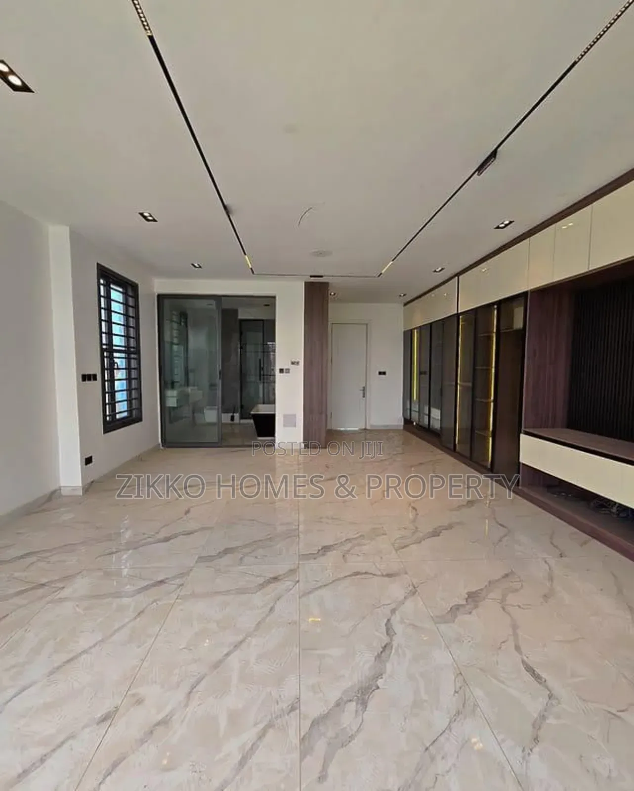 5bdrm Duplex in Ikate, Lekki for sale