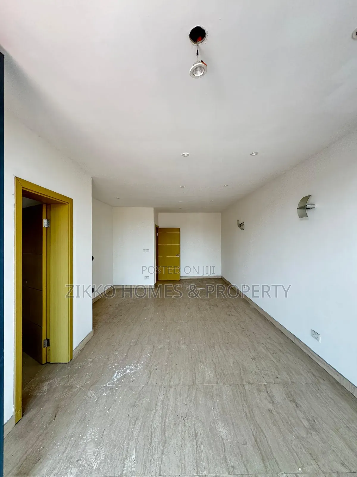 5bdrm Duplex in Chevron Conservative, Lekki for sale