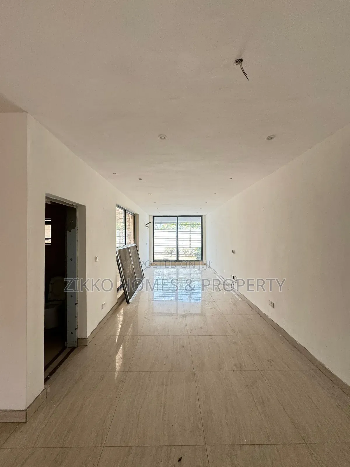 5bdrm Duplex in Chevron Conservative, Lekki for sale