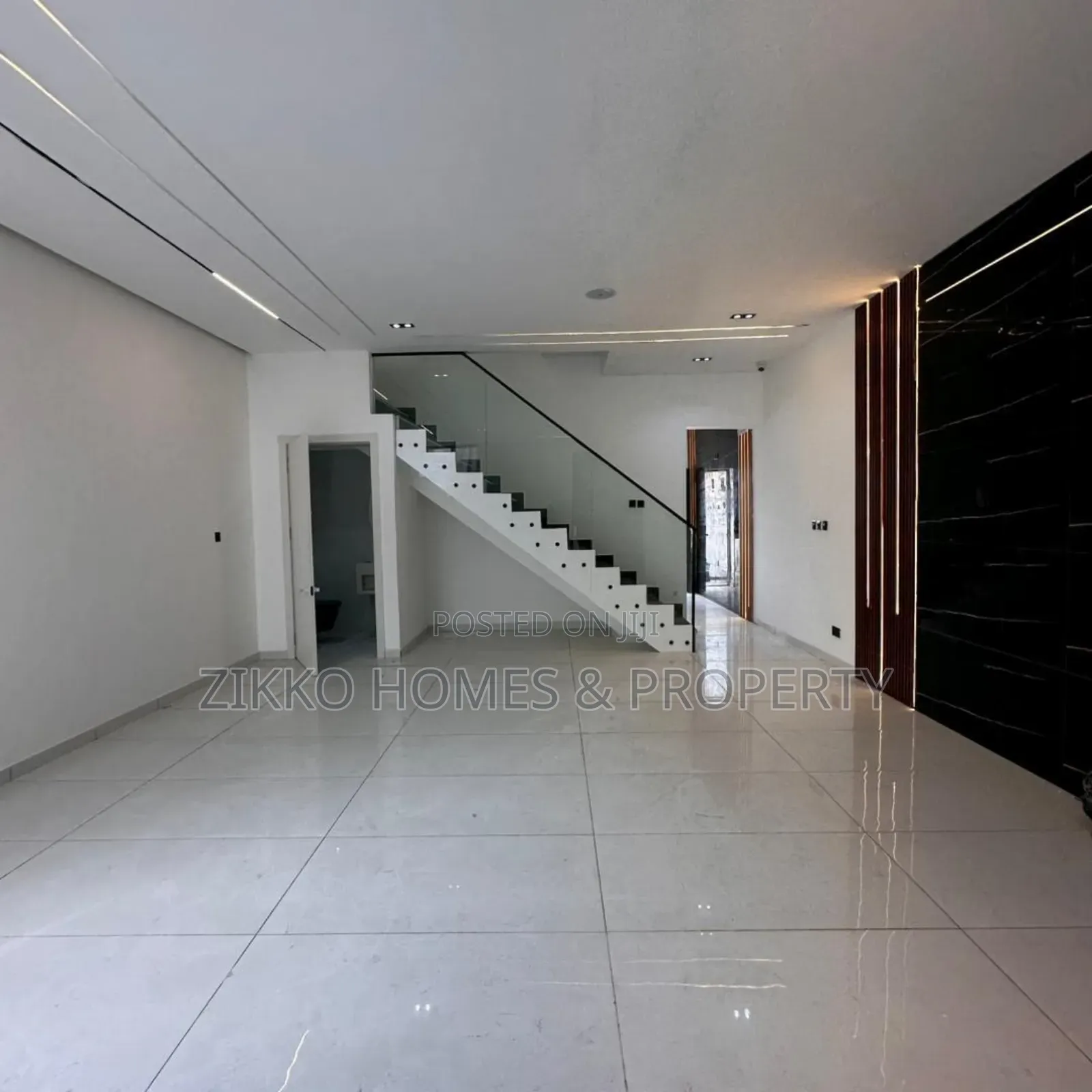4bdrm Duplex in Orchid Road, Lekki for sale