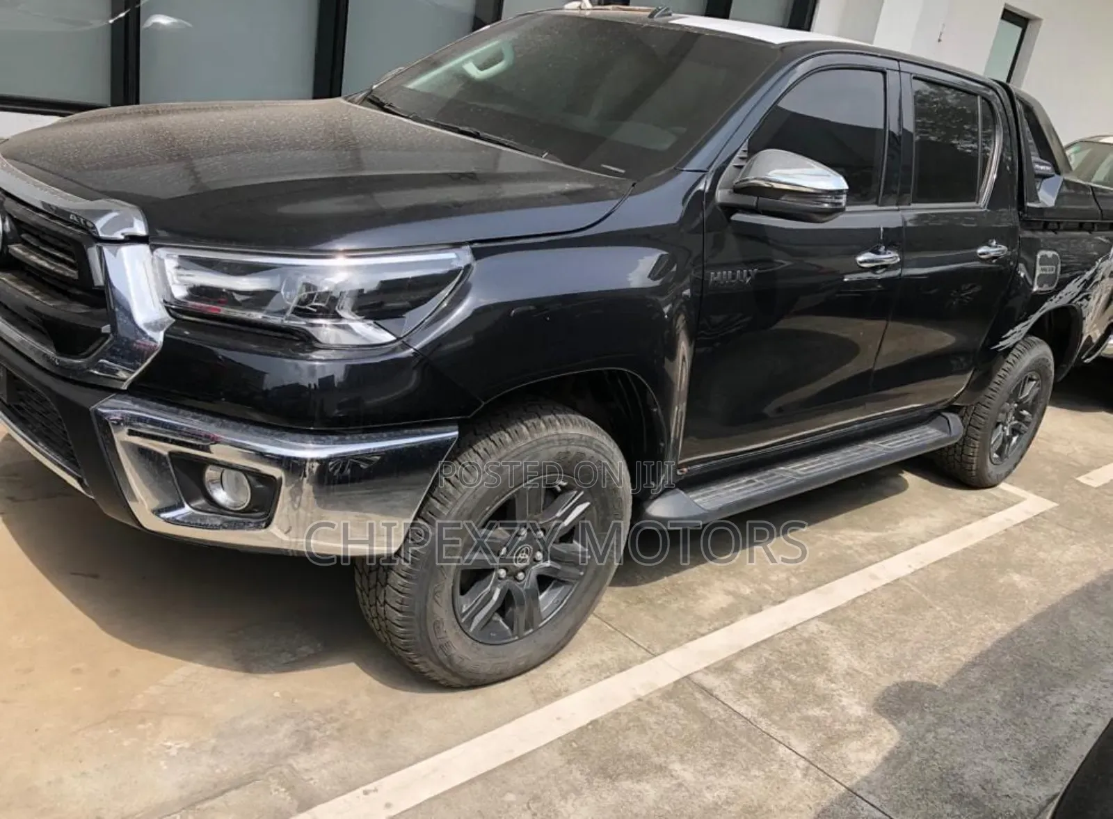 New Toyota Hilux 2024 Black