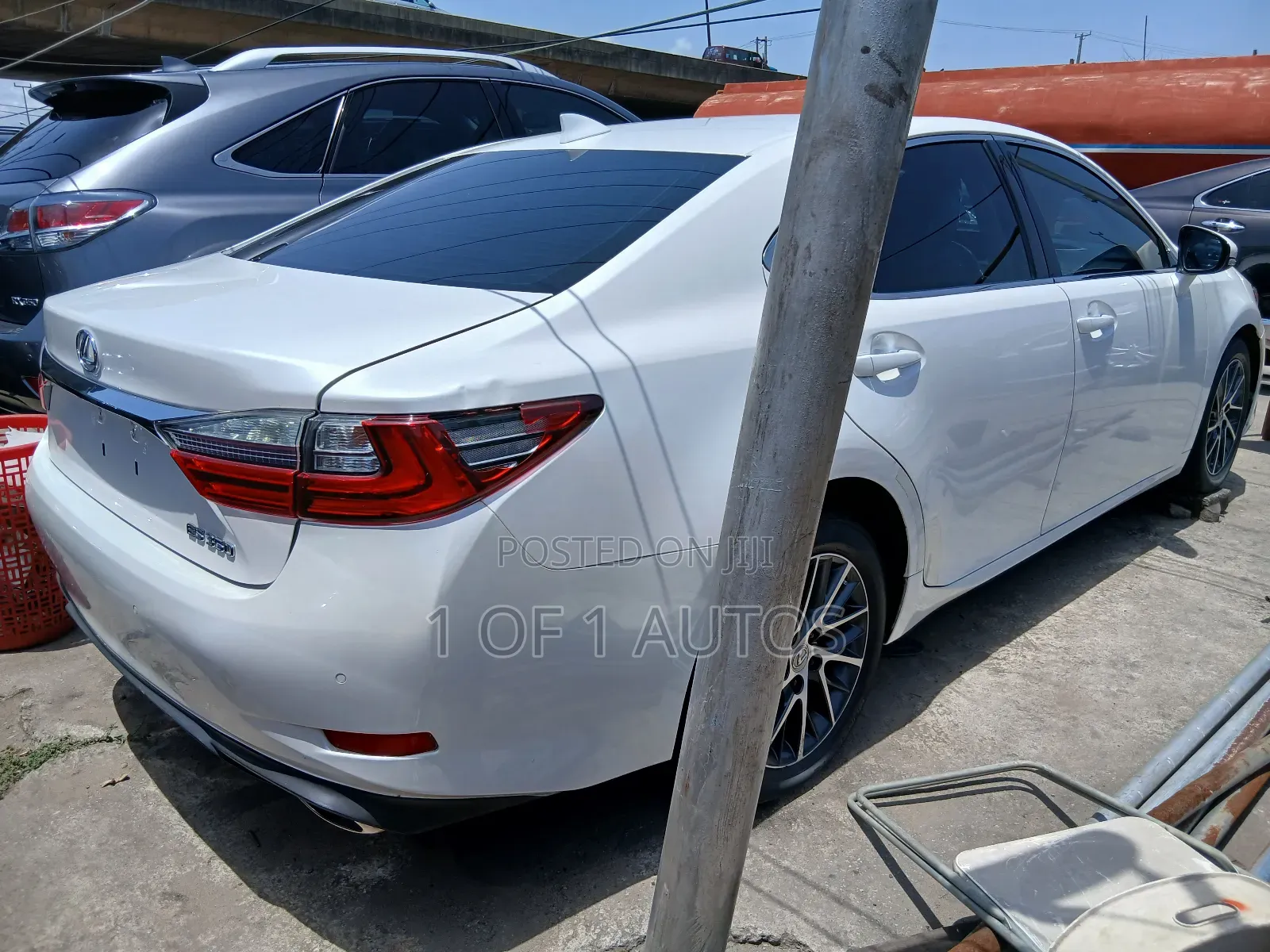Lexus ES 350 FWD 2016 White