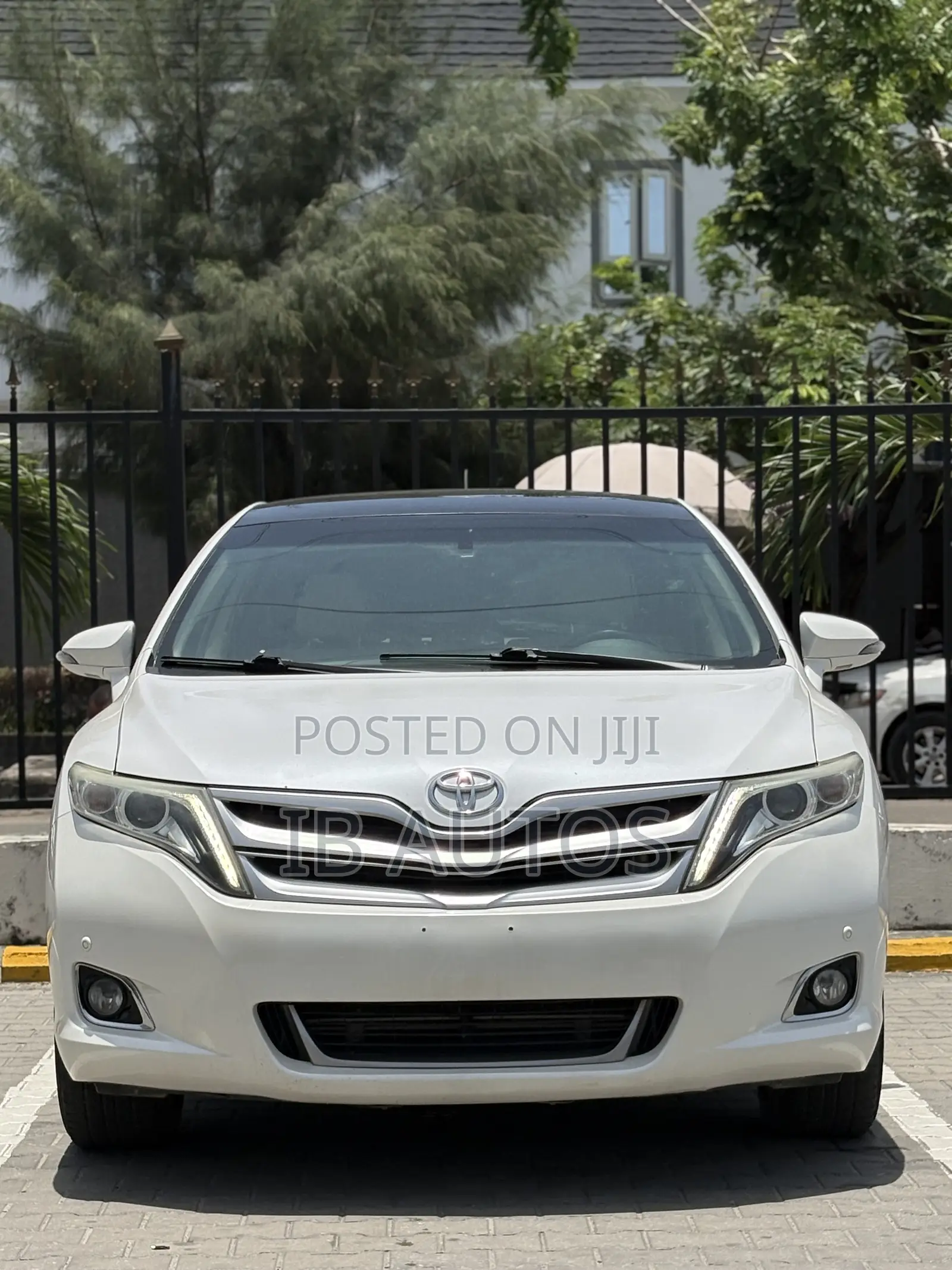 Toyota Venza Limited 4dr Wagon AWD (3.5L 6cyl 6A) 2015 White