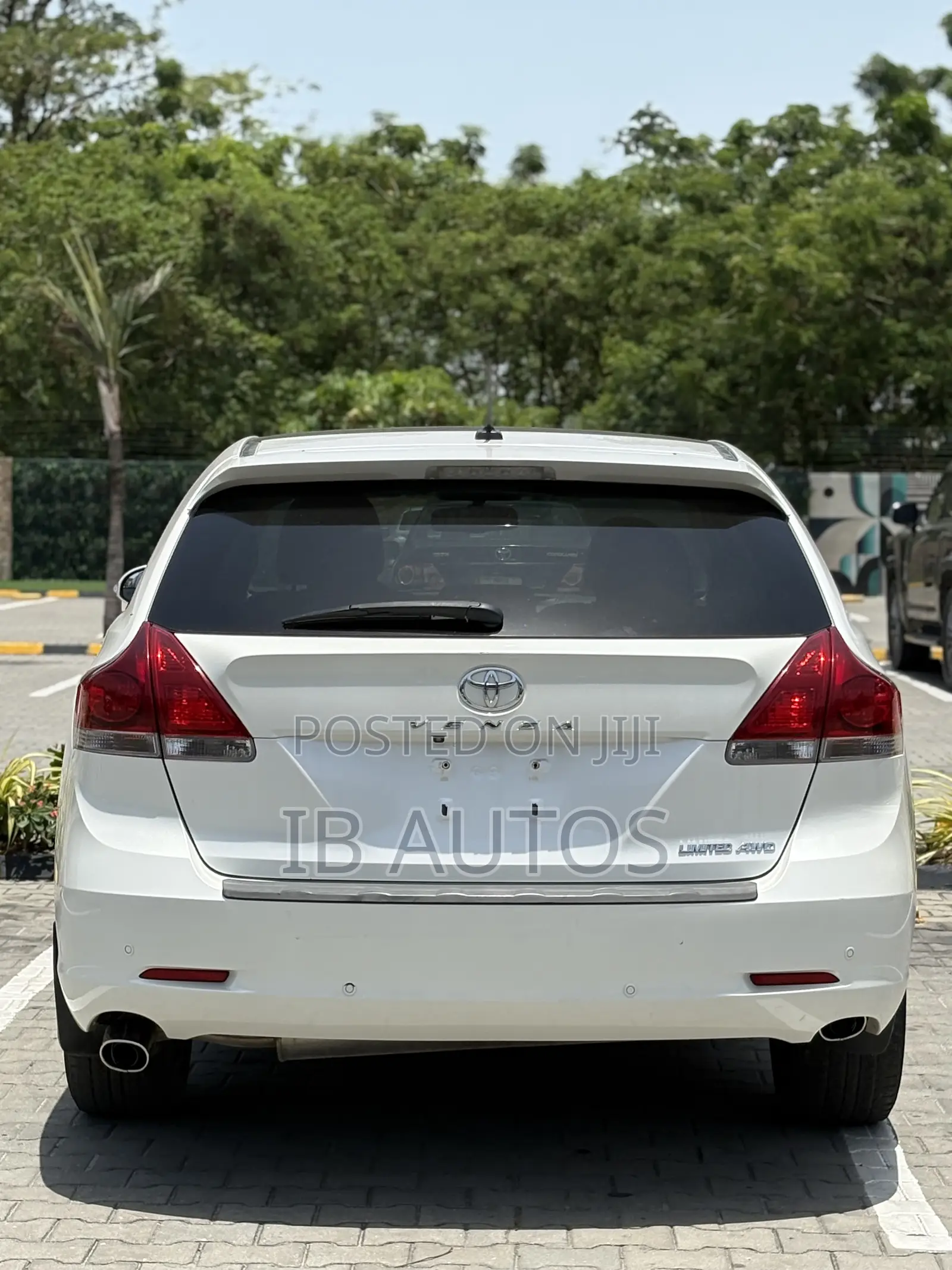 Toyota Venza Limited 4dr Wagon AWD (3.5L 6cyl 6A) 2015 White