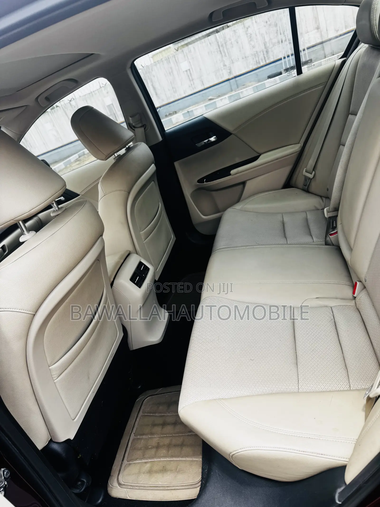 Honda Accord LX 4dr Sedan FWD (2.4L 4cyl 2A) 2013 Red