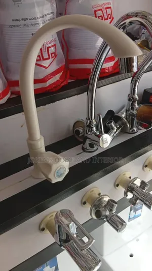 Flexible Neck Kitchen Sink Tap Description: