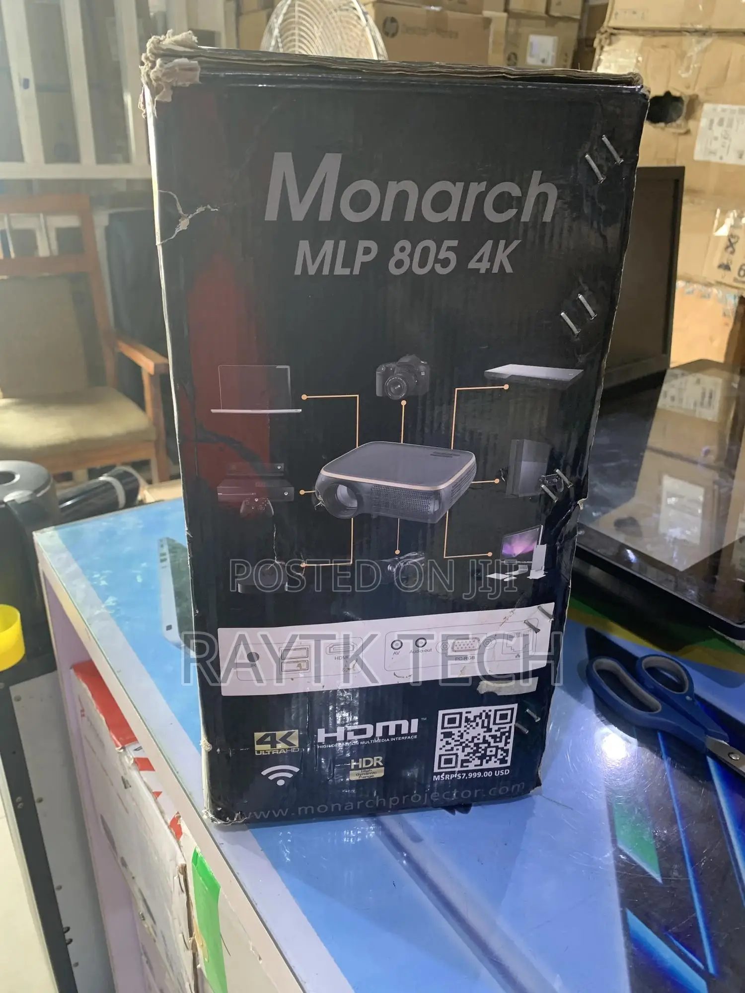 New Android Smart 4k Projector 6000 Lumen