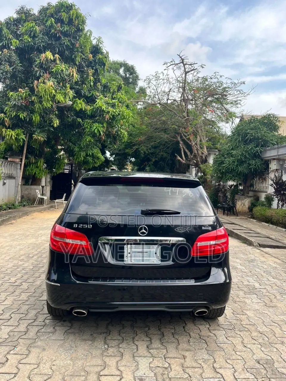 Mercedes-Benz B-Class B250 Petrol 2013 Black