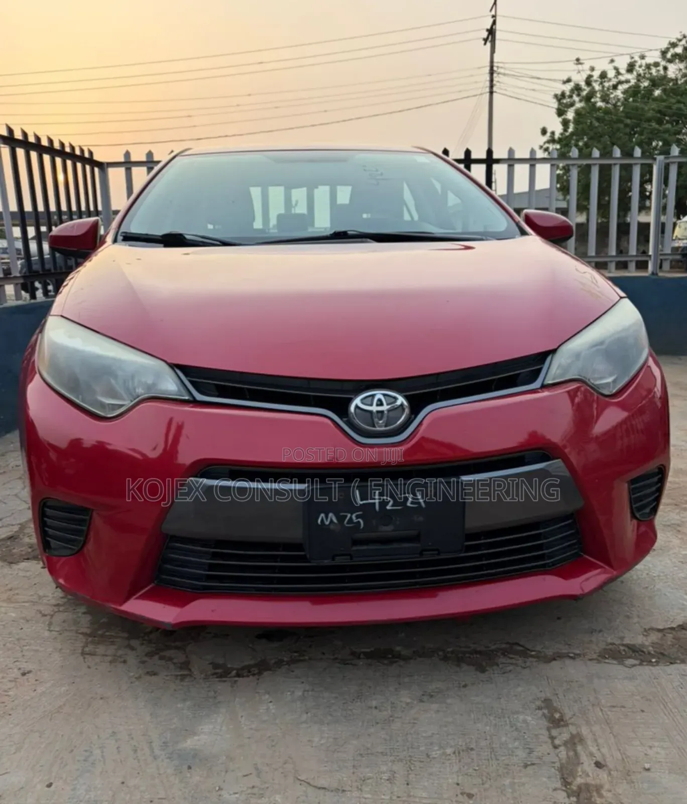 Toyota Corolla LE 4dr Sedan (1.8L 4cyl CVT) 2014 Red