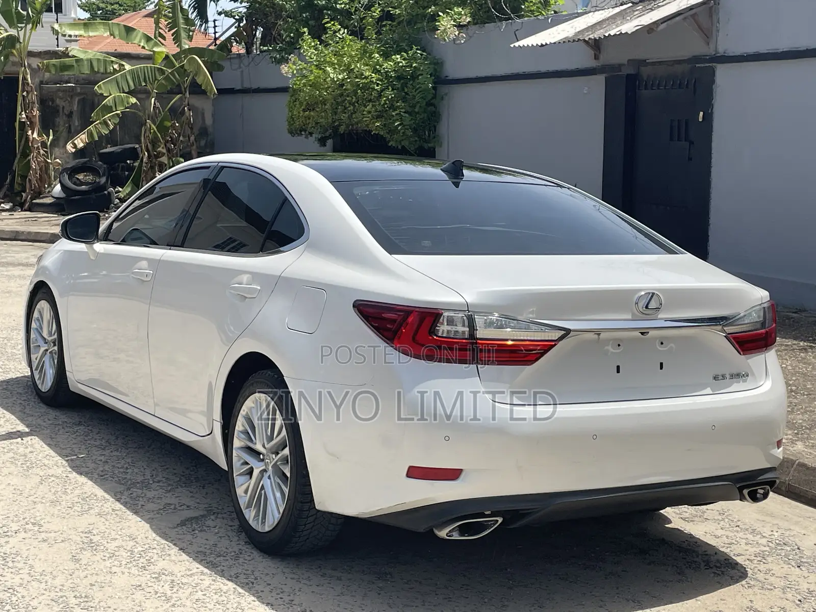 Lexus ES 350 FWD 2016 White