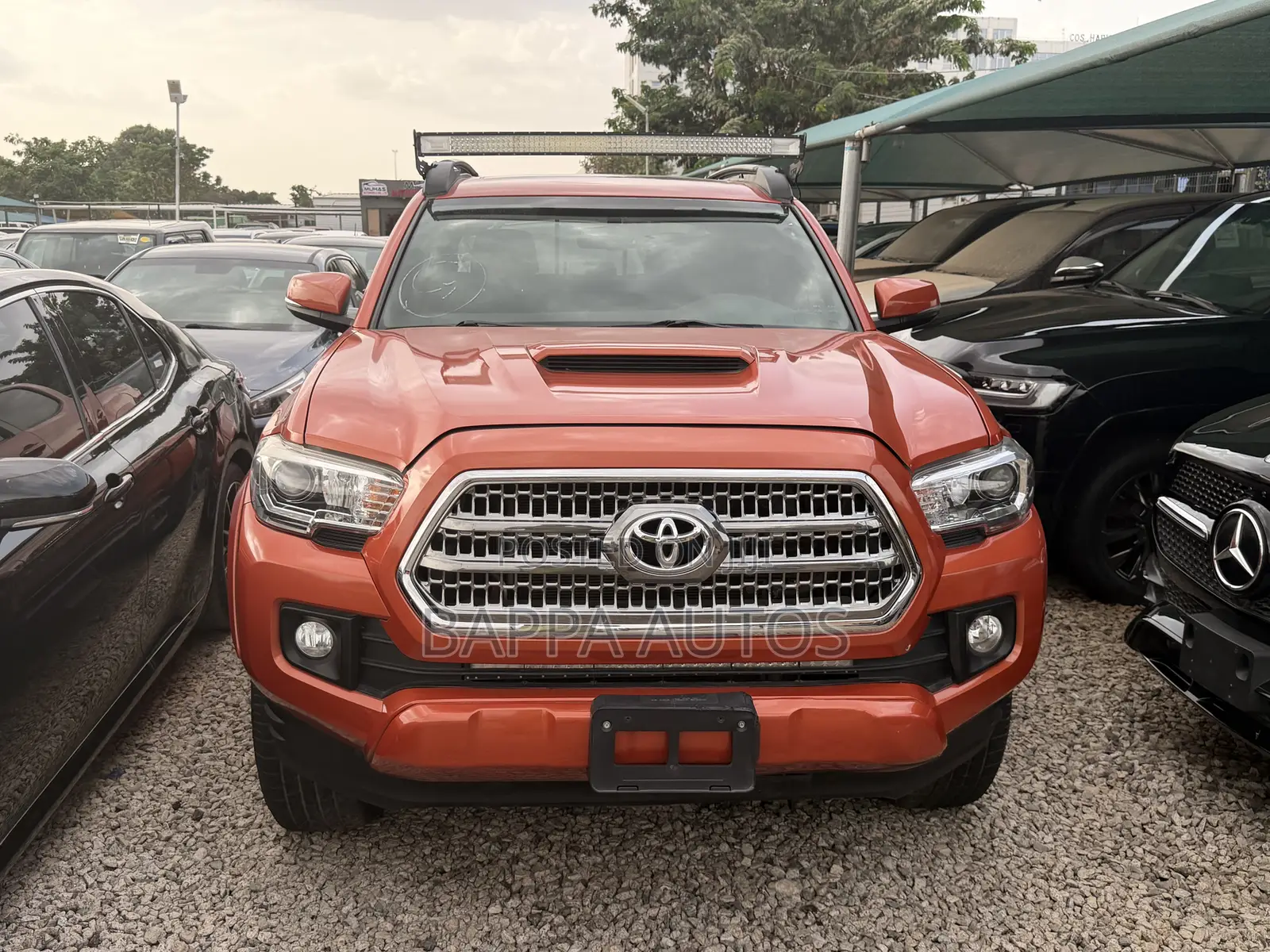 Toyota Tacoma 2017 Orange