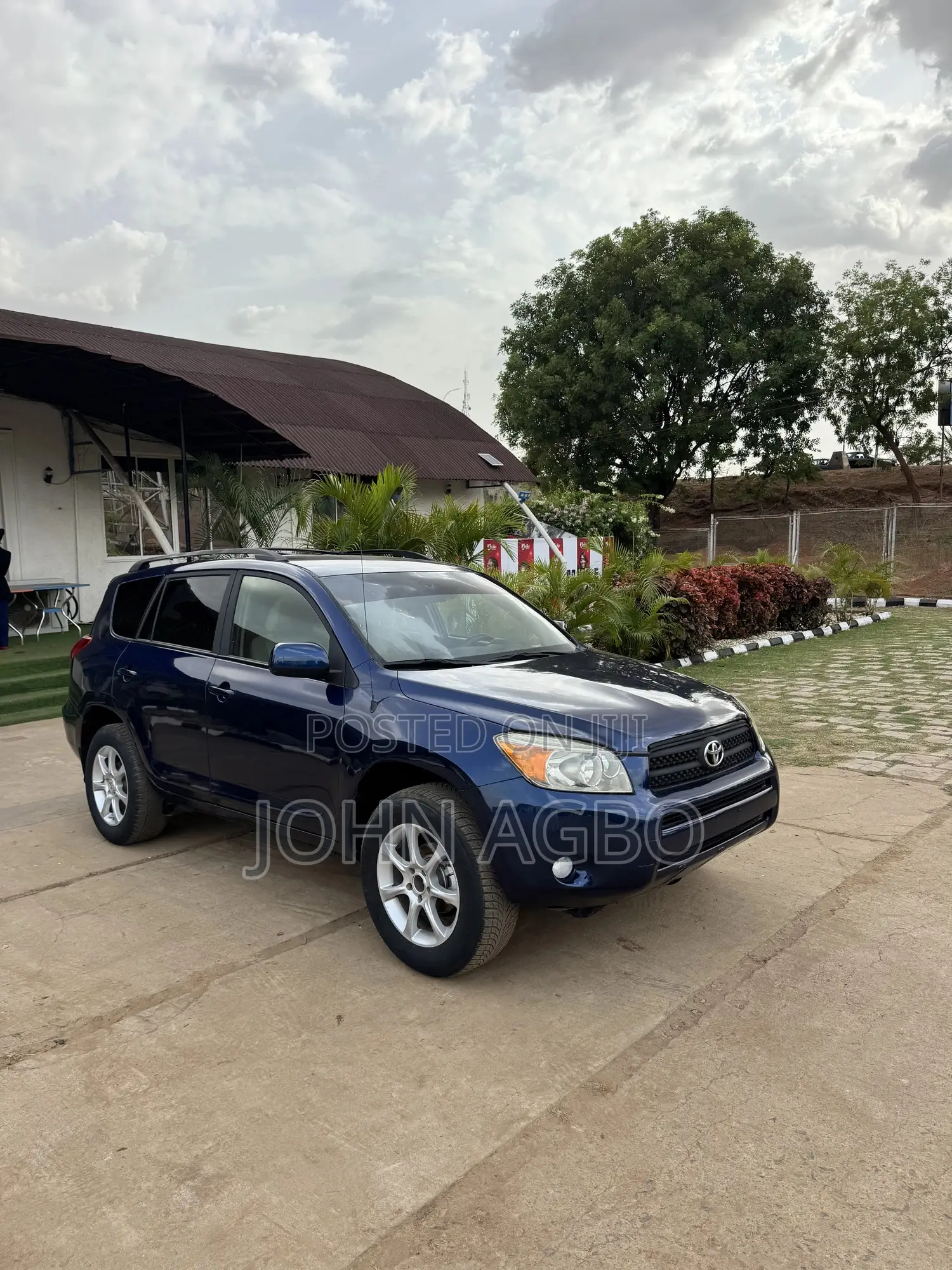 Toyota RAV4 I4 4x4 2006 Blue