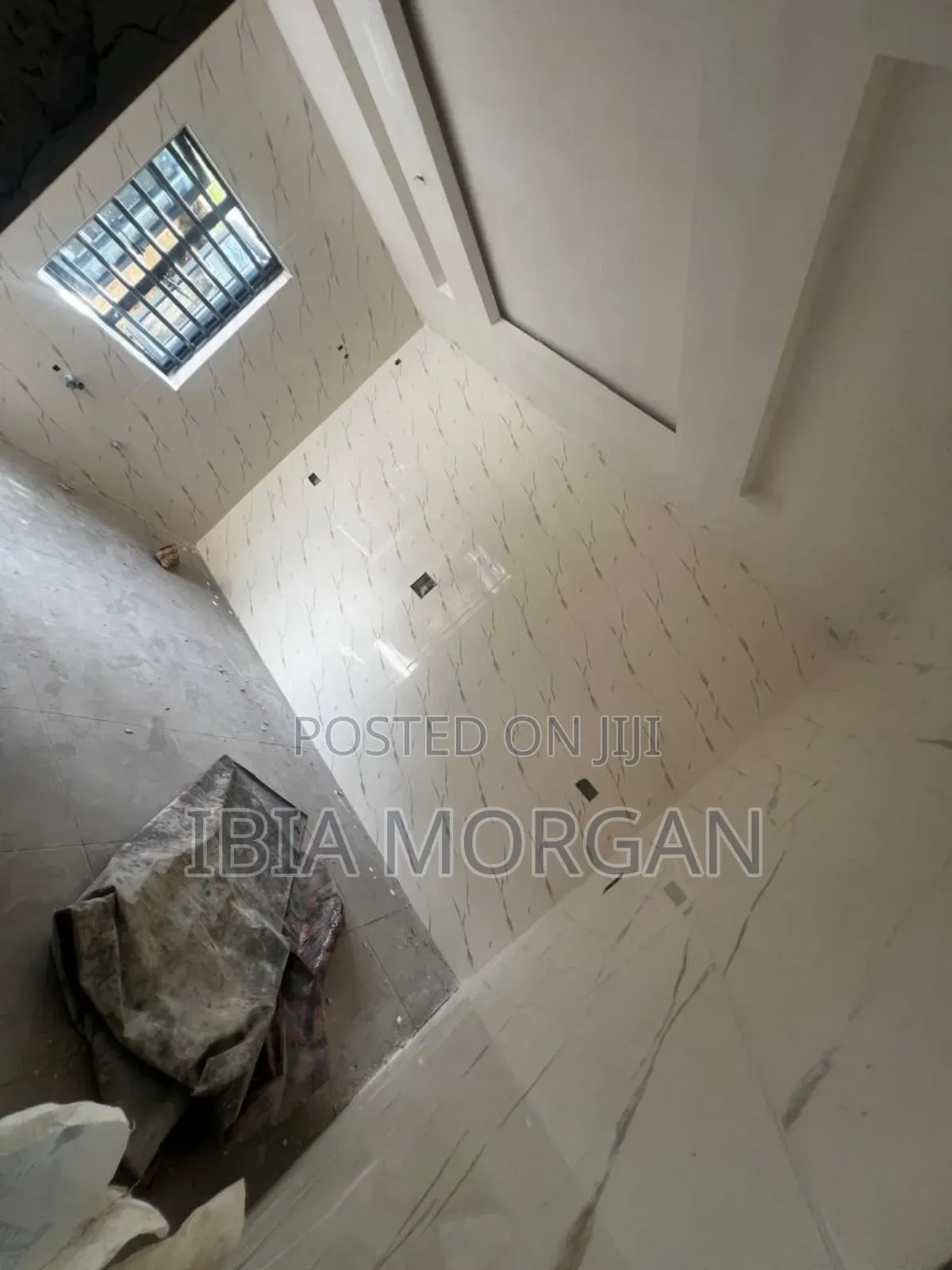 3bdrm Townhouse/Terrace in Shelter Afrique, Uyo for sale