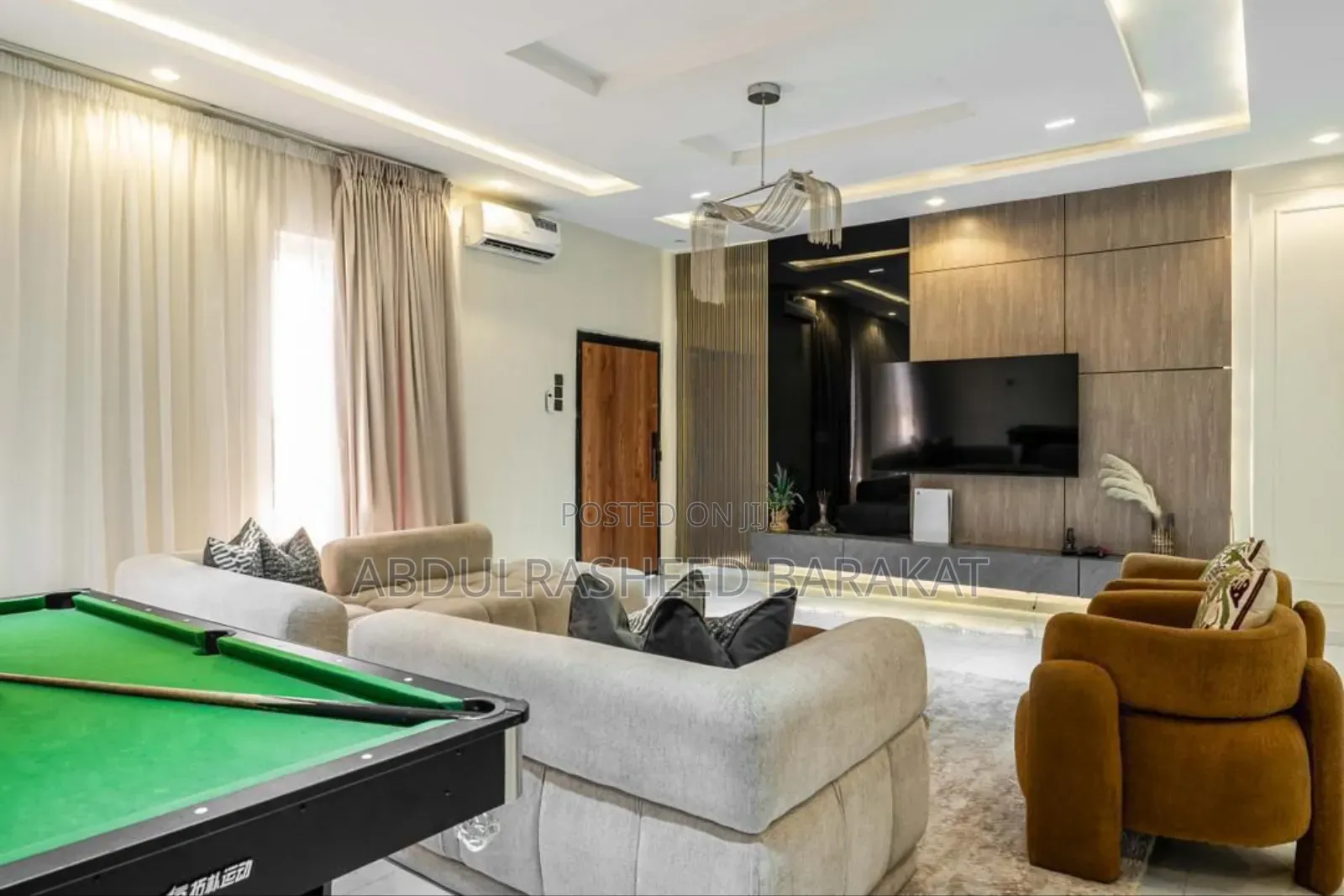 Stunning 2bedroom Apartment With Balcony, Snooker Board, Gym