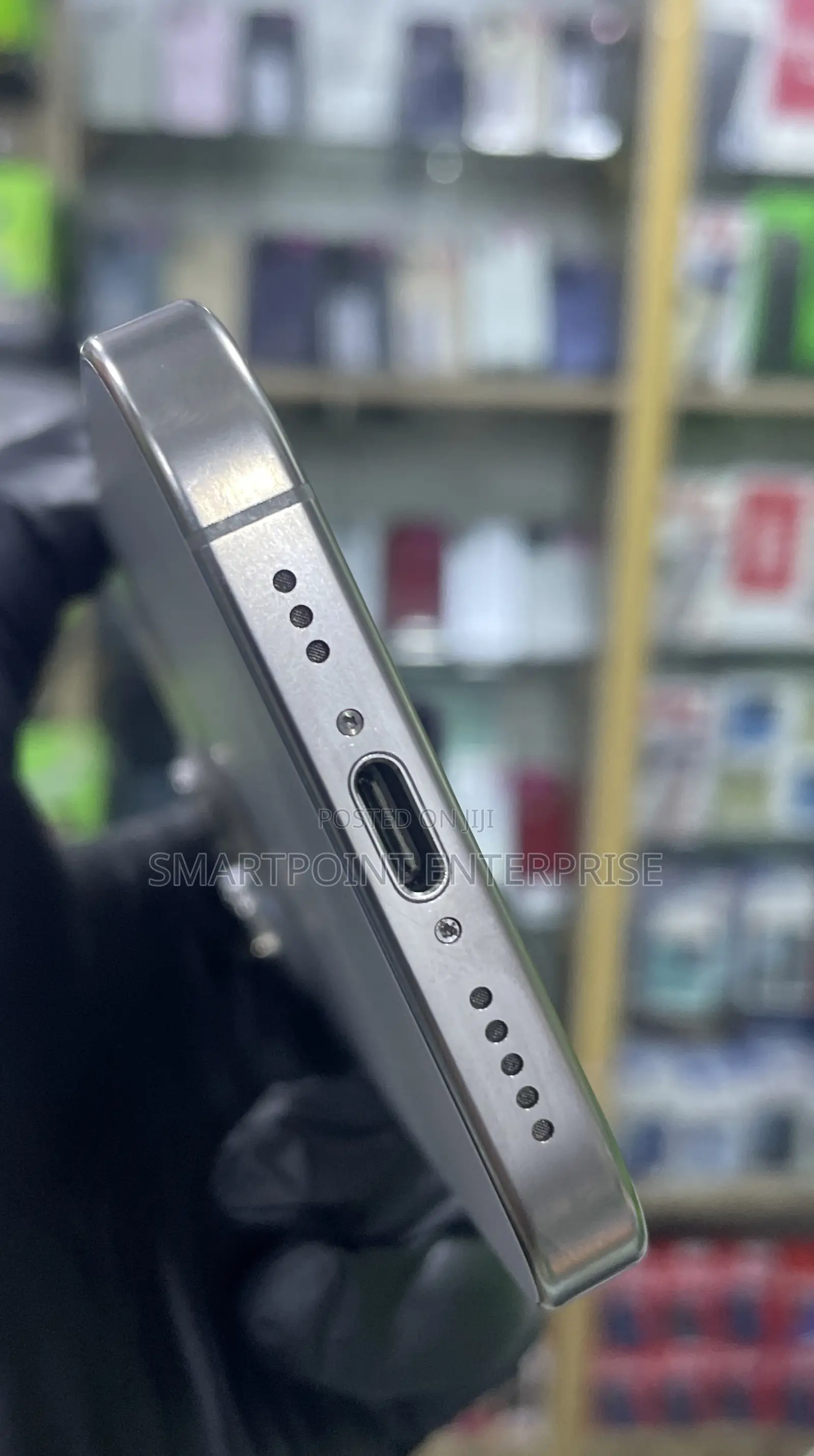 Apple iPhone 16 Pro 128 GB Gray
