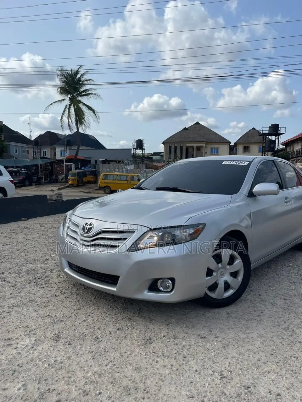 Toyota Camry LE 4dr Sedan (2.5L 4cyl 6AM) 2010 Silver