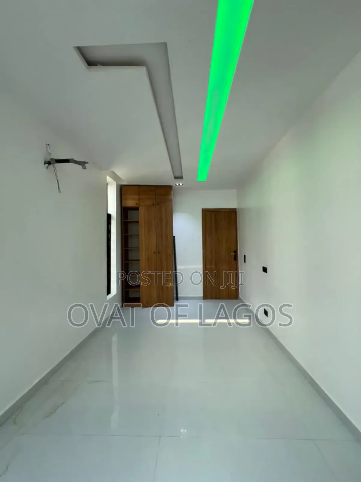 4bdrm Duplex in Ikota for sale