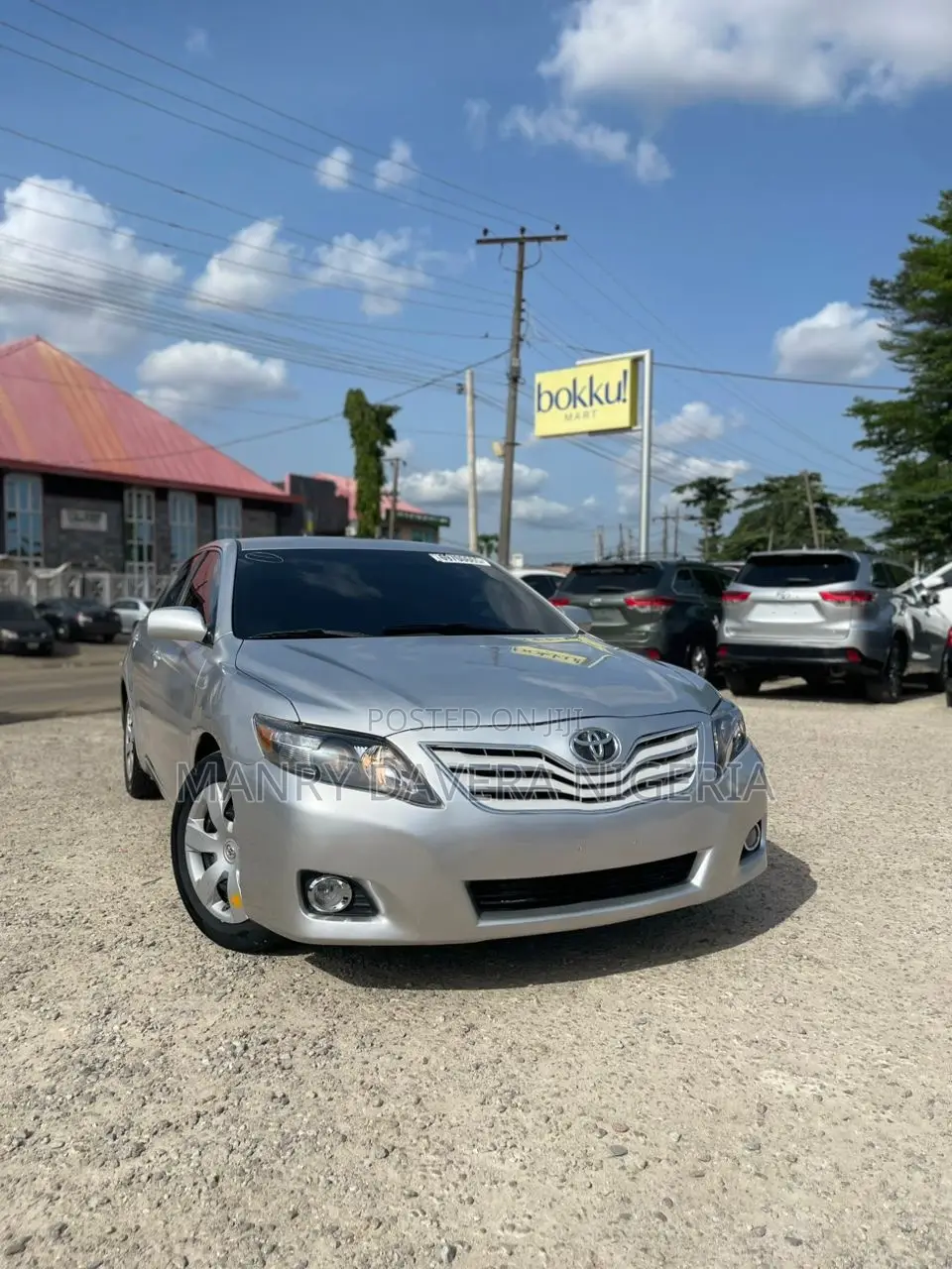Toyota Camry LE 4dr Sedan (2.5L 4cyl 6AM) 2010 Silver