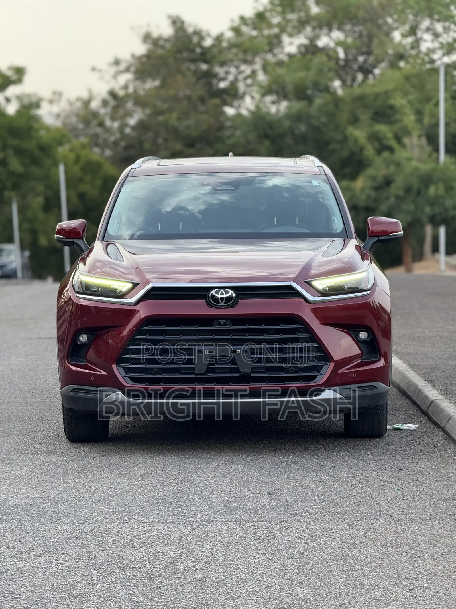 Toyota Highlander Limited AWD 2024 Red