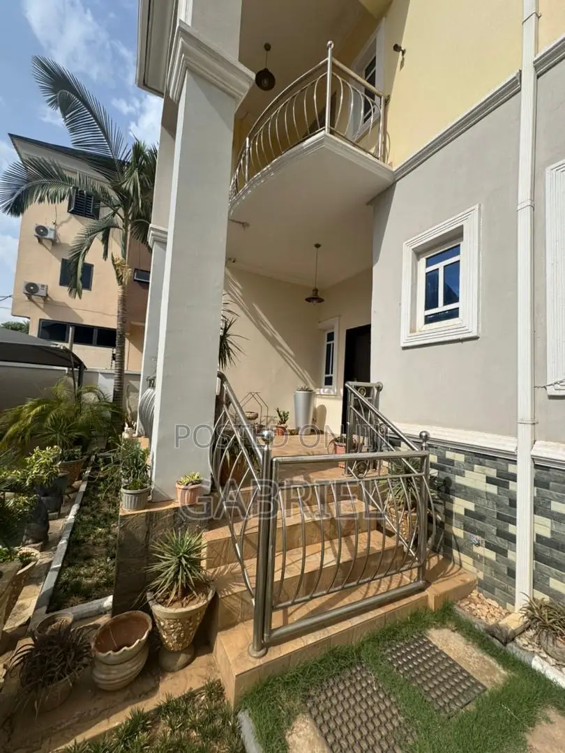 4bdrm Duplex in Dawaki Extension for rent