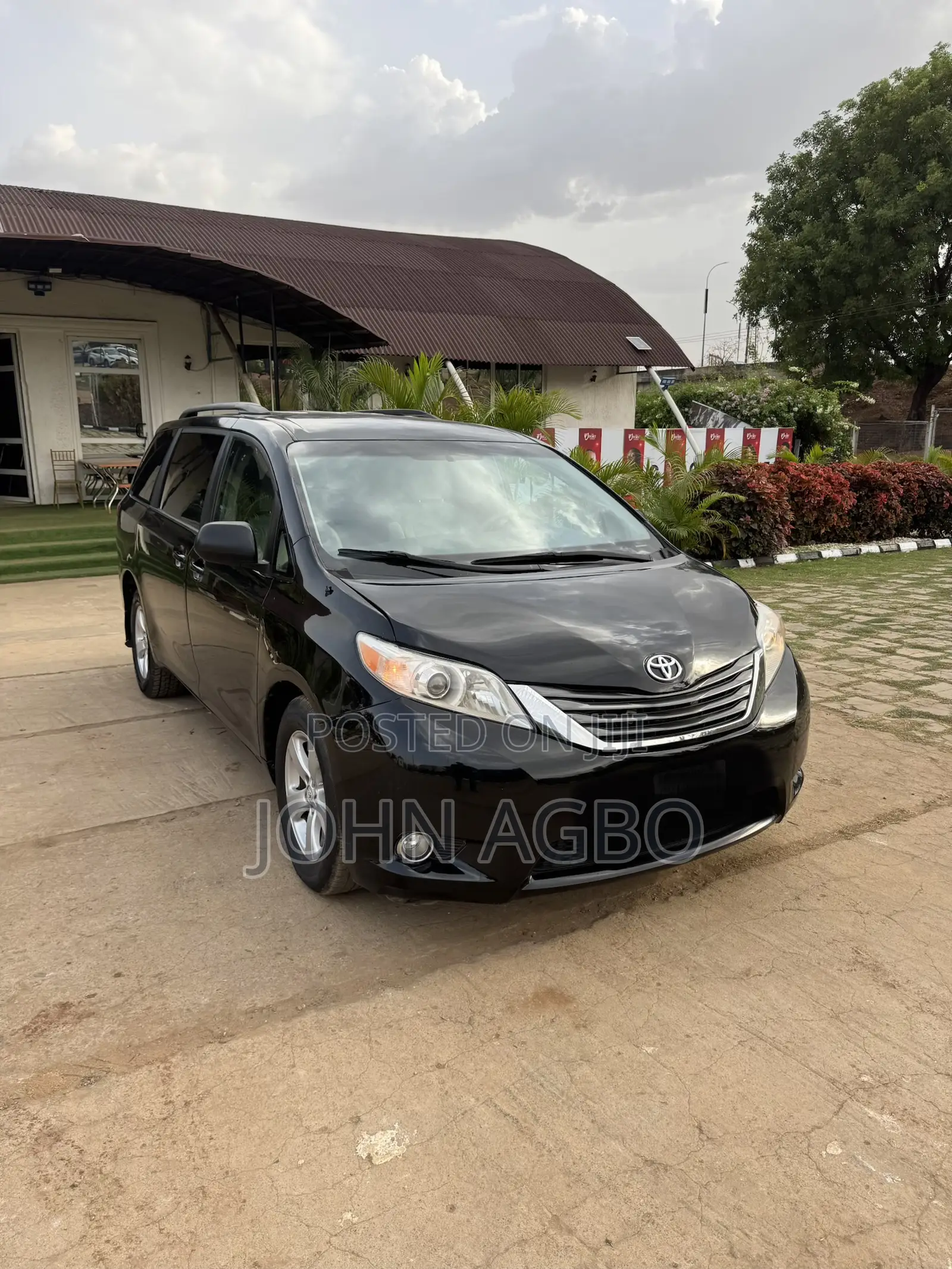 Toyota Sienna 2014 Black